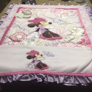 Disney baby 2 piece Minnie Mouse baby blanket